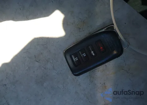 2016 Lexus Is 200T из США, поврежденный, VIN JTHBA1D28G5022346